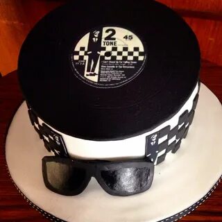 What's not to love about a Ska cake ▪ ️▫ ️▪ ️▫ ️▪ Music birthday