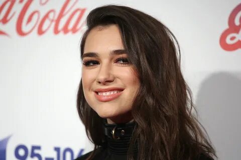 Дуа Липа (Dua Lipa) на концерте Capital FM Jingle Bell Ball 