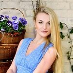 Nice miss Elena from Alushta, Russia: I’m a person with acti