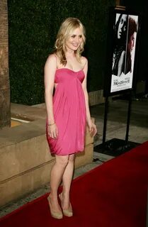 Pictures of Alison Lohman - Pictures Of Celebrities