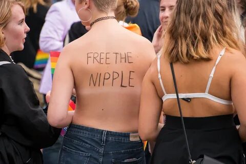 Free the nipple (28542545130).jpg. 