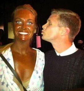 40 Fake Tanning Fails Funny Pictures Tan fail, Funny fails, 