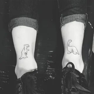 Dinosaur-Lovers Will Geek Out Over These 27 Awesome Tattoo I