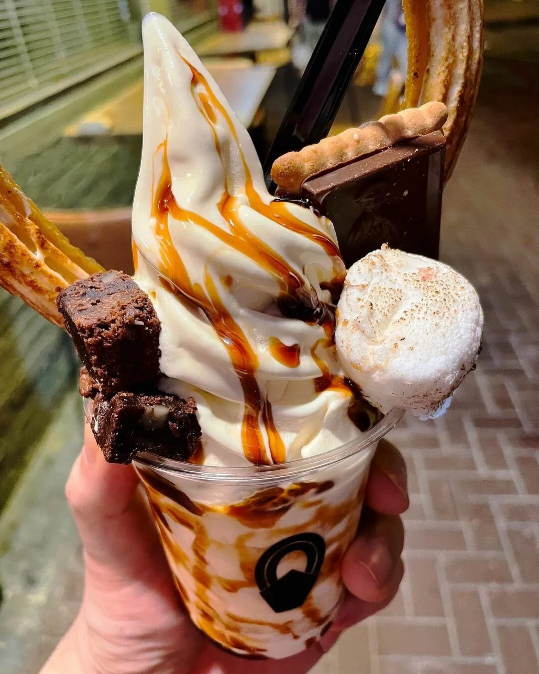 If your 3 wishes were #churro #brownie and #icecream.
