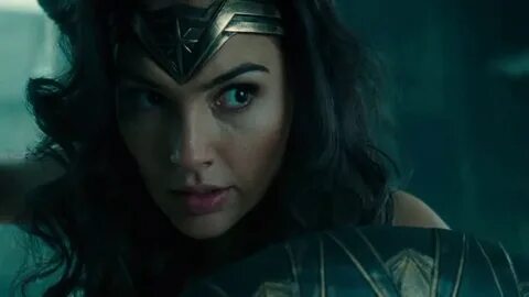 Gal Gadot Natural (Wonder Woman) - YouTube