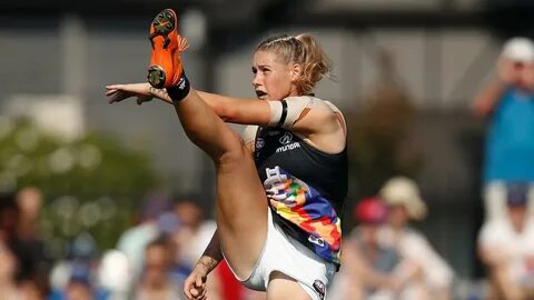 Tayla Harris AFLW photo controversy goes global
