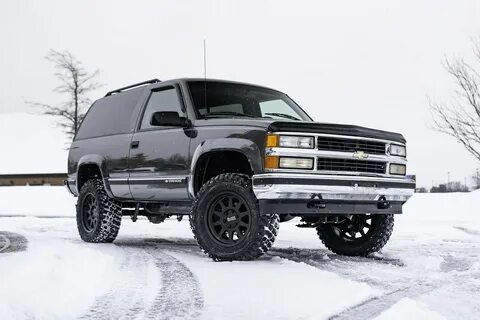 obs-chevrolet-tahoe-wheels-black-rhino-chase-rotary-forged. 