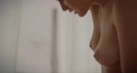 Paola Duniaud - Je suis partagé (2018) Naked movie scene 🔥 B
