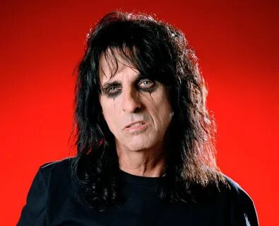 Alice Cooper talks touring The South in the '70s, Johnny Dep