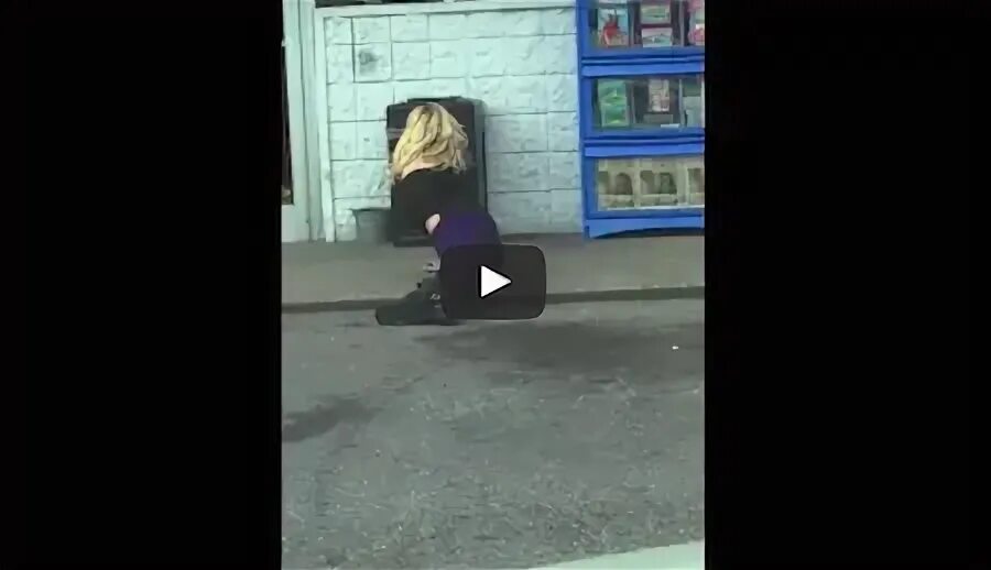 Woman On Flakka Screams To God While Urinating In Her Pants 