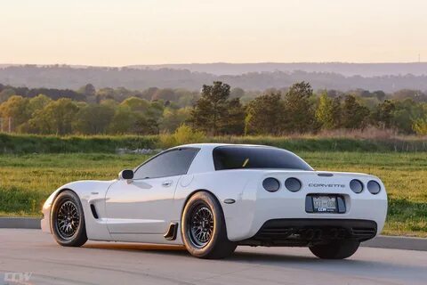 White Chevrolet C5 Z06 Corvette - CCW Classic Wheels