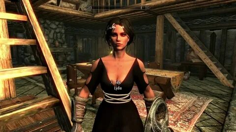 Skyrim mod of the day: Redesigned Lydia - YouTube