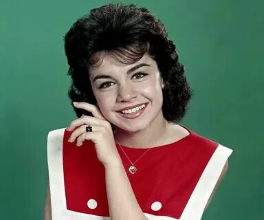Annette Funicello - How tall is she? - Height, Weight and Bo