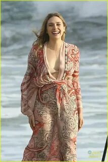 Pin by Patrick J on Ladies Elizabeth olsen bikini, Elizabeth