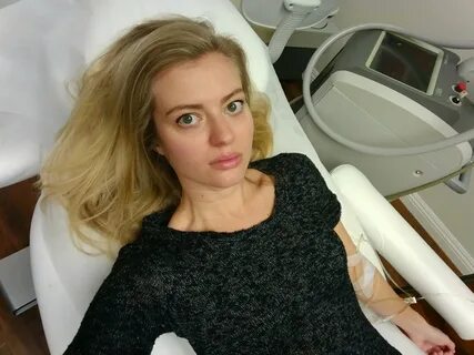 Elyse Willems Twitterissä: "Got a vitamin IV drip today. One