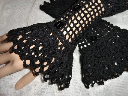 Steampunk Victorian Fingerless Gloves Crochet Pattern / Pin 