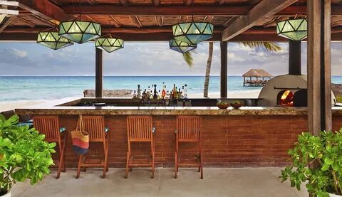 6 Glorious Hotel Beach Bars for Drinking in Style by the Oce