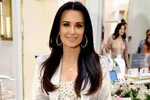 Kyle Richards Has the Most Unique Butterfly Bathroom Style &