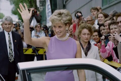 Why Princess Diana Was 'Forced' To Stay In Paris Before Her 