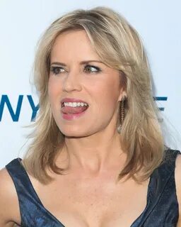 Kim Dickens picture