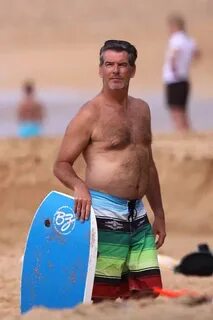 PIERCE BROSNAN SHIRTLESS 10 - Pierce Brosnan litrato (256834