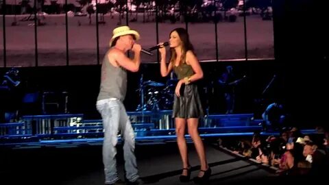 Kenny Chesney & Kacey Musgrave - Come Over Live 3-16-13 - Yo