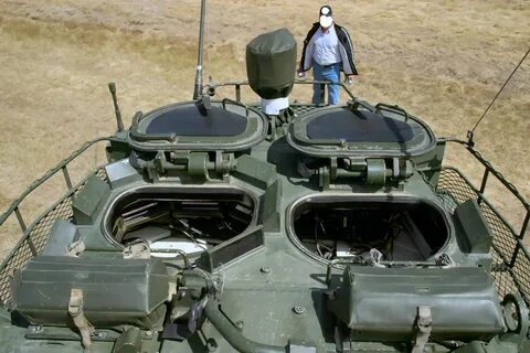 LAV 25 Coyote Walk Around Page 3