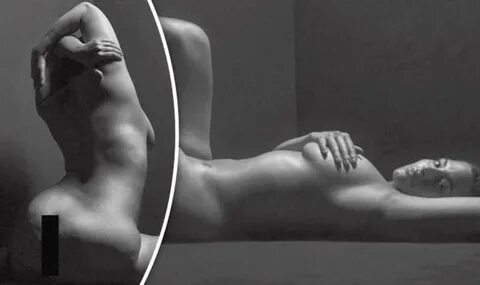 Ashley Graham bares EVERYTHING in racy nude snap Celebrity N