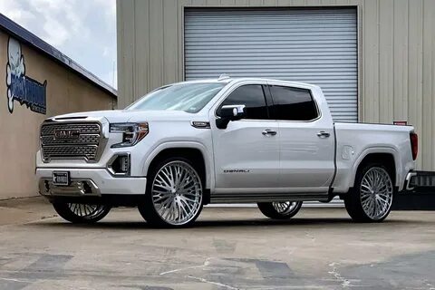 GMC Sierra Denali Crew Cab on Forgiato Wheels (Cravatta) 201