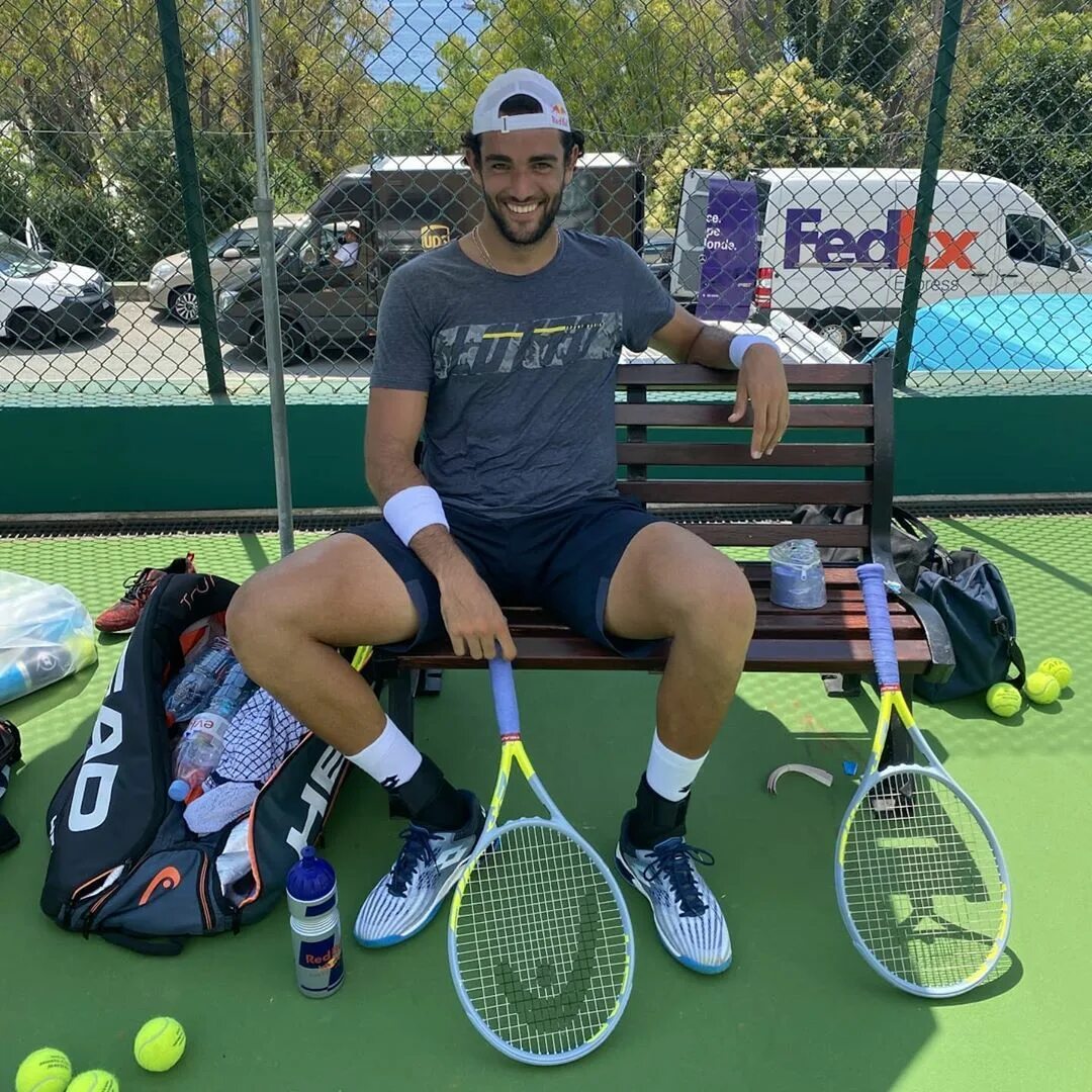 Matteo Berrettini on Instagram: "First practice with my new Head Extre...