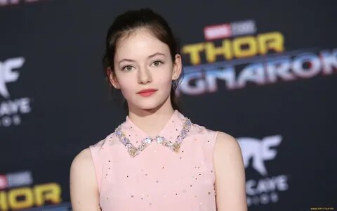 Обои Mackenzie Foy Девушки Mackenzie Foy, обои для рабочего 