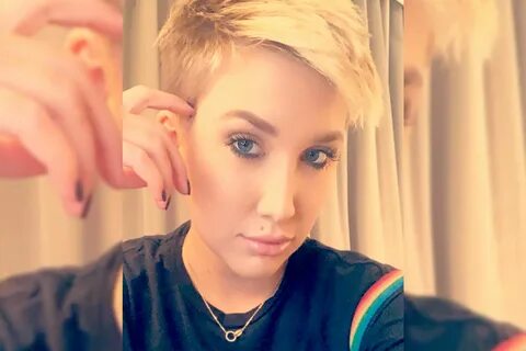 Savannah Chrisley Styles Short Haircut with New Swoop Style 