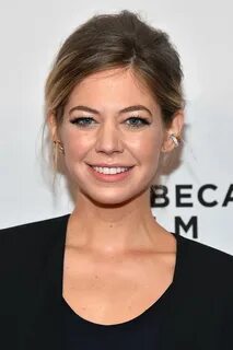 Get Analeigh Tipton Pictures - Kaguya Gallery
