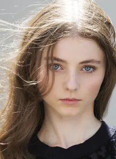 Thomasin McKenzie Image - ID: 423010 - Image Abyss