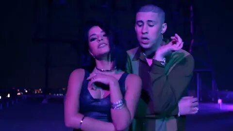 Becky G, Bad Bunny - Mayores (Official Video)