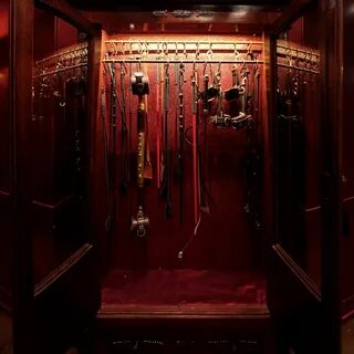 Fifty Shades Updates: PHOTOS: A look at the Red Room
