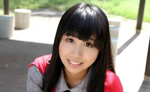 19 year old japanese woman