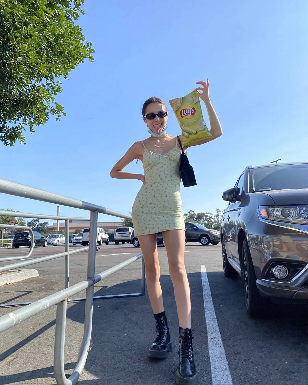 Olivia Rodrigo в Instagram: "secured the bag" .