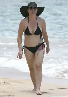 Jennie Garth, 44, hopes to lose weight as she's 'married to 