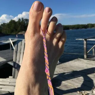 Sarah Rafferty's Feet wikiFeet