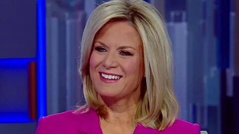 Martha MacCallum's Height, Weight, Shoe Size and Body Measur