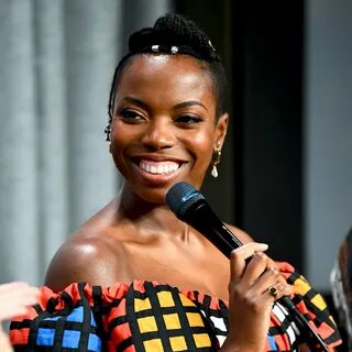 Sasheer Zamata Is Back and Reinventing the Rom-Com Vogue