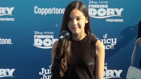 Olivia Rodrigo "Finding Dory" Premiere Blue Carpet #Bizaardv