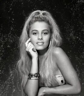 Nicole Eggert - cicstars.com Nicole eggert, 80s rock style, 