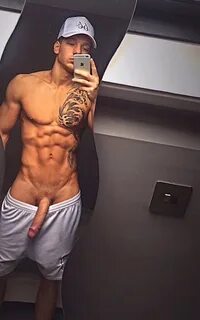 #CelebrityCock: Brandon "The Bulge" Myers & His Video - TheS