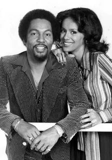 File:Billy Davis, Jr. Marilyn McCoo 1977.JPG - Wikimedia Com