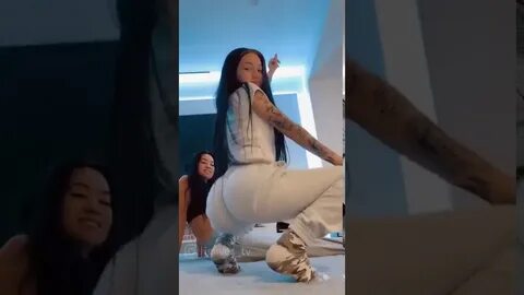 Bhad Bhabie Hottest Twerking 🔥 🤤 - YouTube