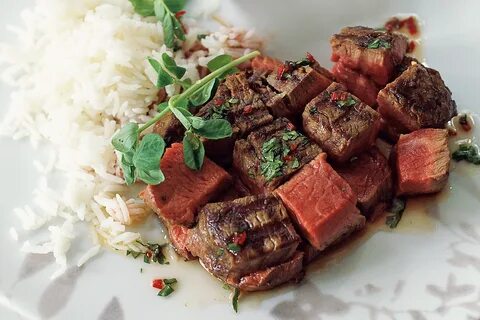 Cubed steak with chilli & coriander dress