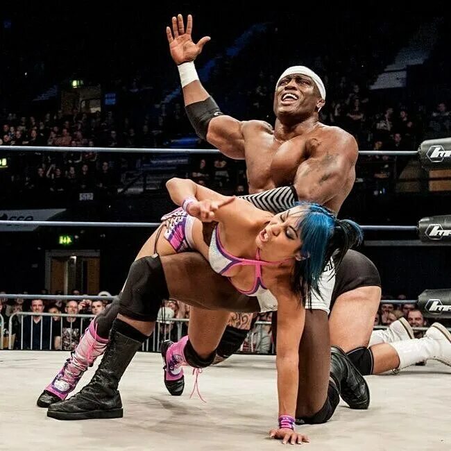 Mia Yim on Instagram: "Super happy for @bobbylashley hope to see you d...