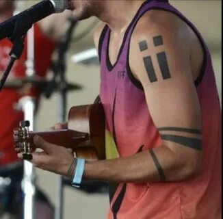 Pin by Lesliie on Music Twenty one pilots, Tyler joseph tatt